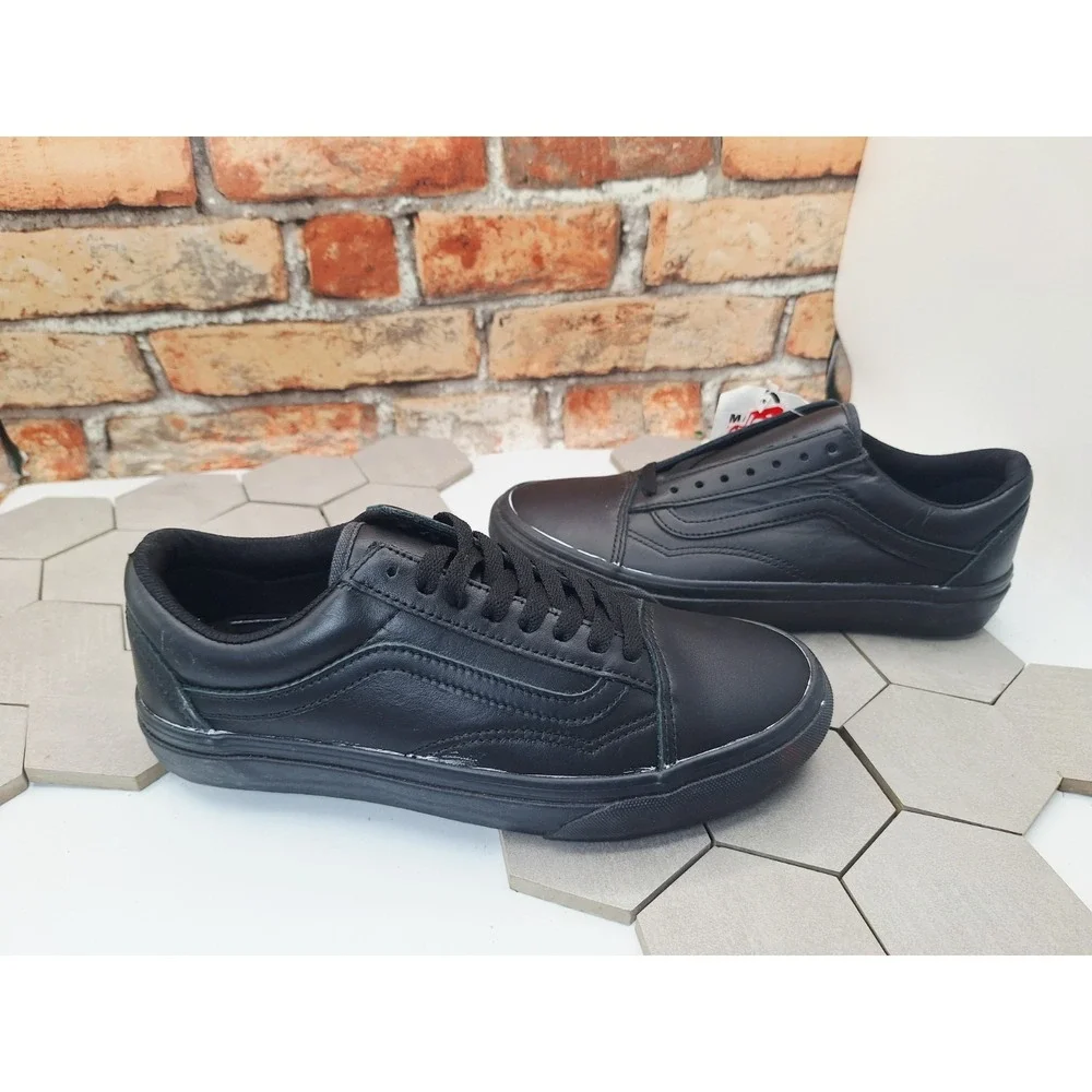 Vans description up